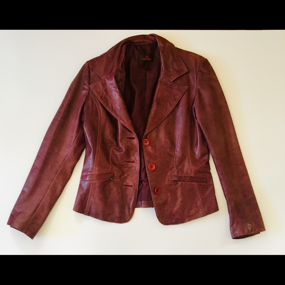 Danier Women’s Leather Jacket (Maroon)